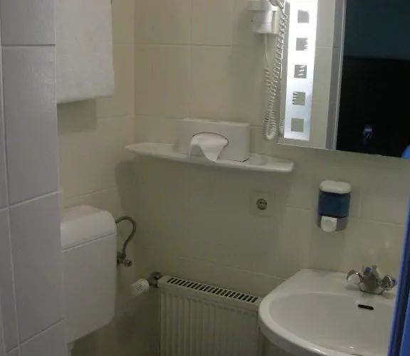 イン Gasthof Kreuzmayr 3*