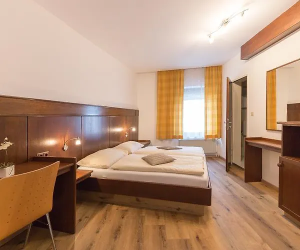 イン Gasthof Kreuzmayr Eferding