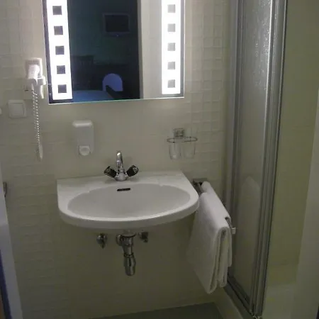 Gasthof Kreuzmayr Estalagem Eferding